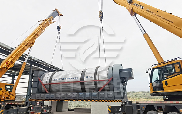 活性飼料污泥烘干機(jī)吊裝 活性飼料污泥烘干機(jī)吊裝