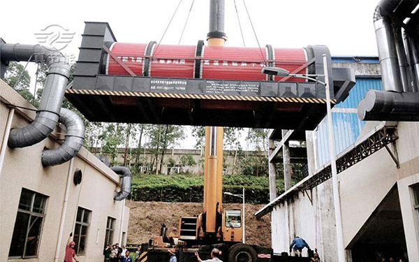 果渣烘干機吊裝現場